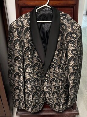 Coofandy Black and Gold Paisley Shawl Collar Blazer